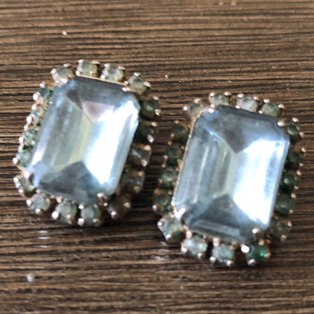 Vintage Sliver & blue beaded clip on earrings